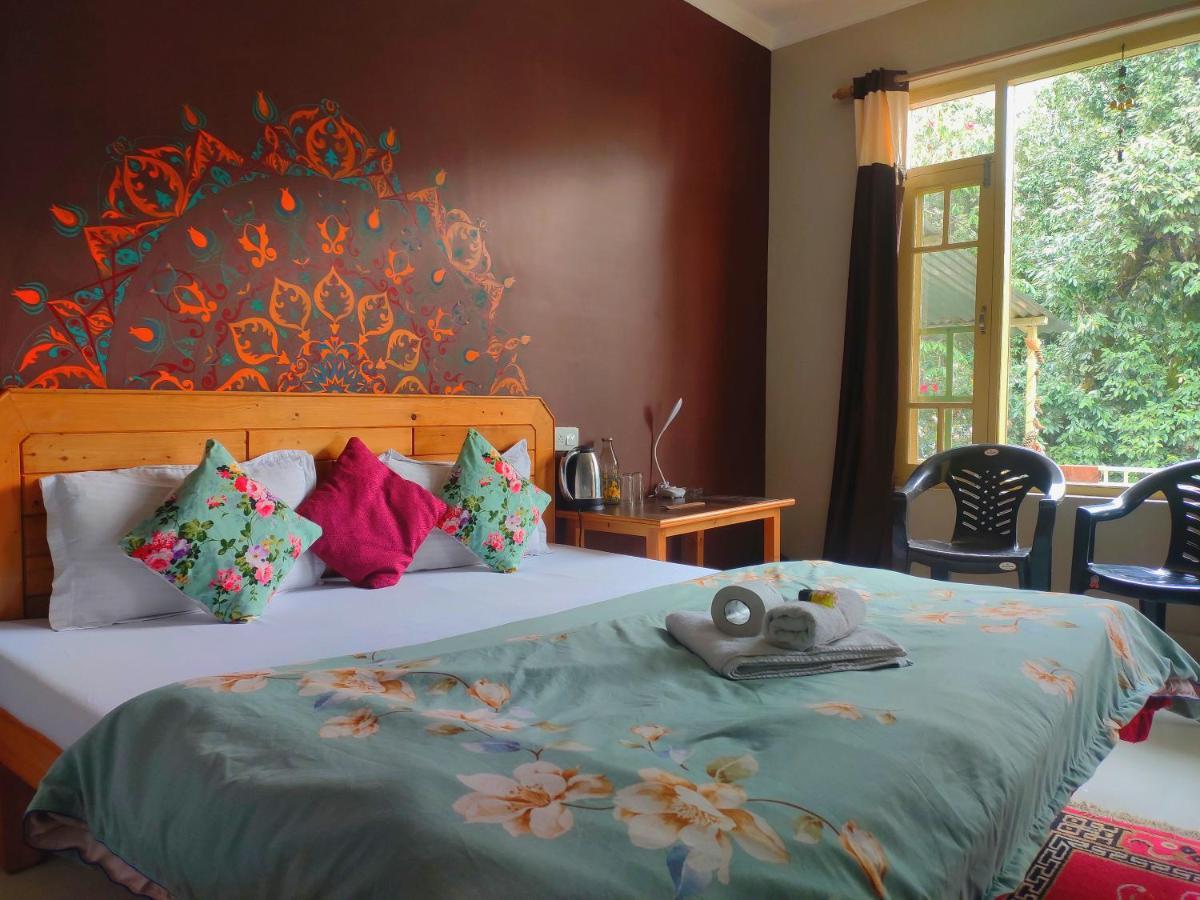The Unmad, Dharamkot Hotel Dharamshala Buitenkant foto